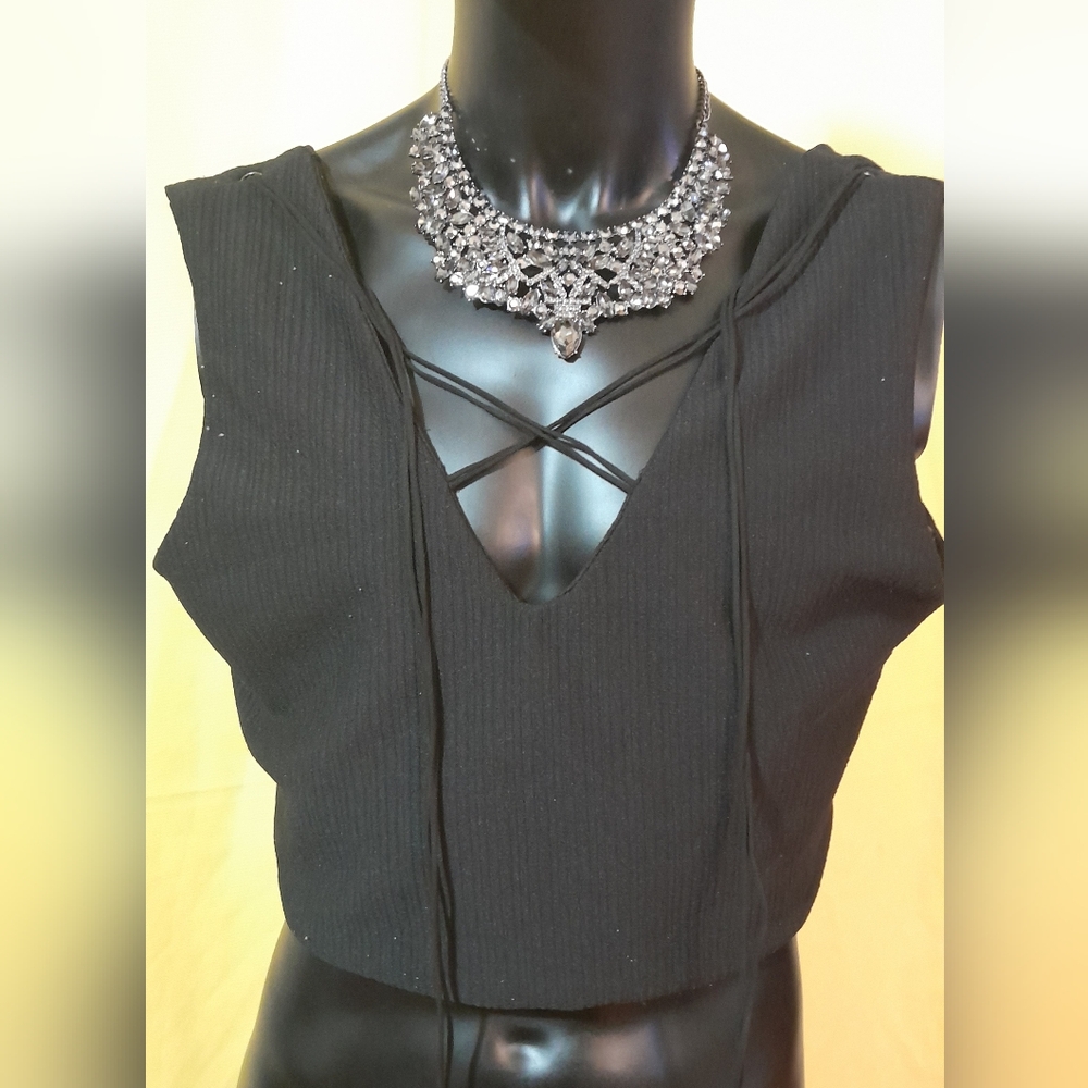 Nicki Minaj Black Ribbed Top